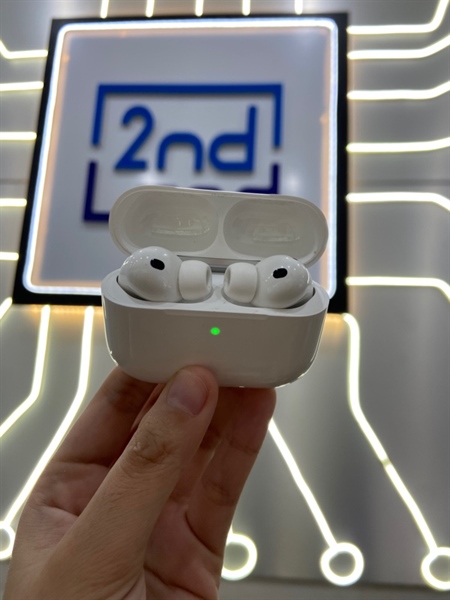 Tai nghe Airpods Pro 3 - Màu trắng - Ngoại hình: 98% - FullBox 2