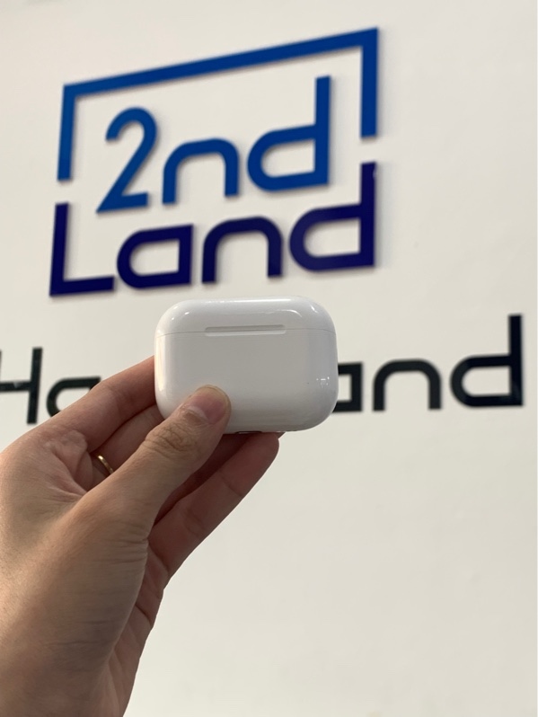 Tai nghe AirPods Pro 3 - Màu trắng - Ngoại hình: 98% - Fullbox - Còn bảo hành 10/02/2027
