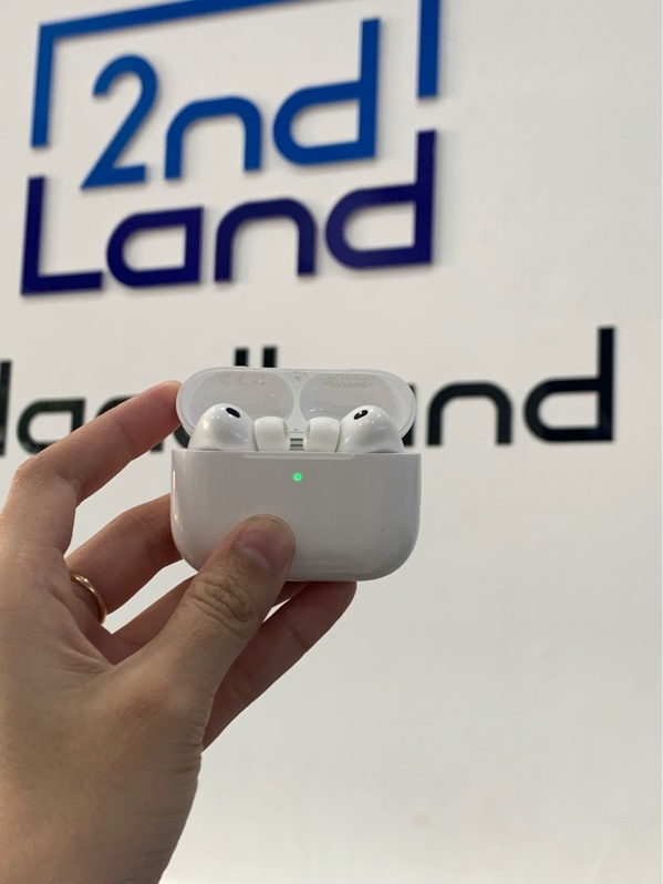 Tai nghe AirPods Pro 3 - Màu trắng - Ngoại hình: 98% - Fullbox - Còn bảo hành 10/02/2027