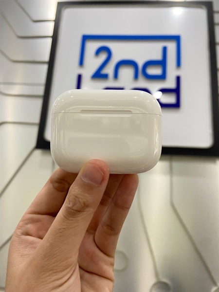 Tai nghe Airpods Pro 3 - Màu trắng - Ngoại hình: 98% - FullBox - Còn BH hãng đến 22/10/2026 1