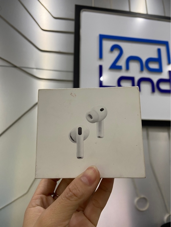 Tai nghe Airpods Pro 3 - Màu trắng - Ngoại hình: 98% - Kèm box - Còn bảo hành hãng 29/03/2027