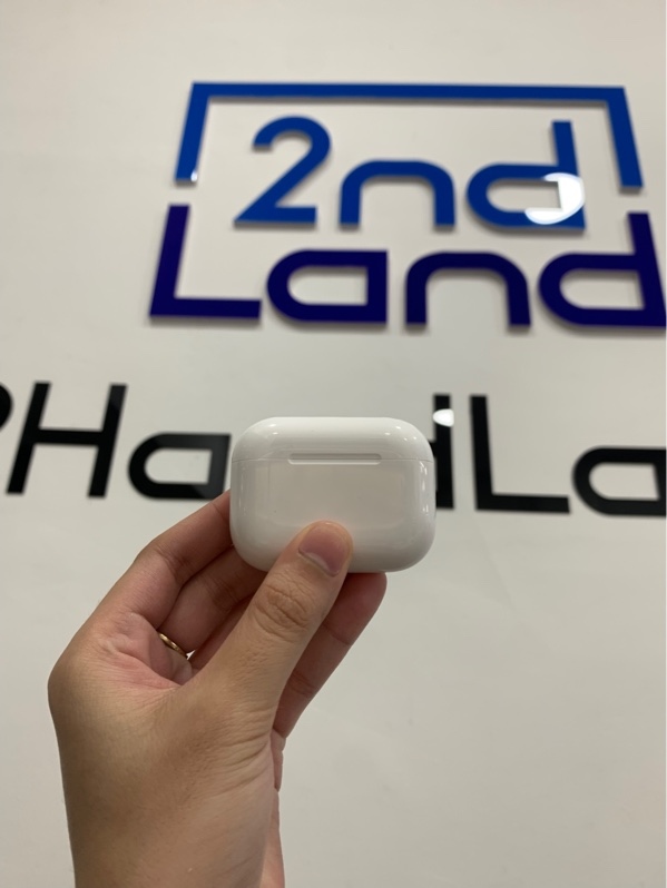 Tai nghe Airpods Pro 3- Màu trắng - Ngoại hình: 99% - Fullbox