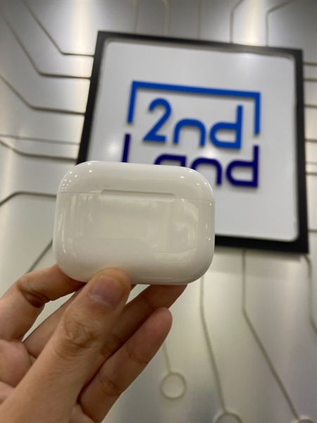 Tai nghe Airpods Pro 3 - Màu trắng - Ngoại hình: 99% - FullBox - Còn bảo hành di động Việt đến 01/11/2026 1