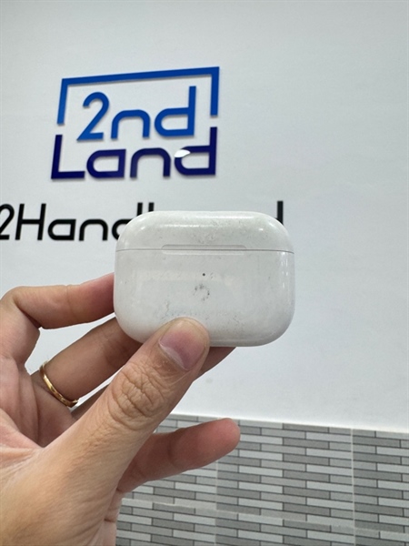 Tai nghe Airpods Pro - Màu trắng - Ngoại hình 96% - Mất 1 tai trái