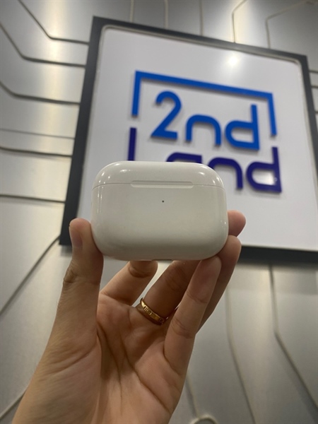 Tai nghe Airpods Pro - Màu trắng - Ngoại hình: 97% - Case trầy - Body