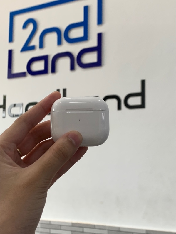 Tai nghe Airpords 3 - Màu trắng - Ngọai hình: 98% - Body