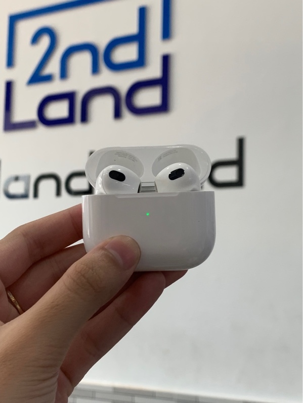Tai nghe Airpords 3 - Màu trắng - Ngọai hình: 98% - Body