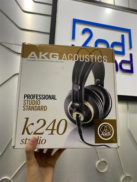 Tai nghe AKG K240 - Màu đen - Ngoại hình: 98% - Kèm hộp đựng