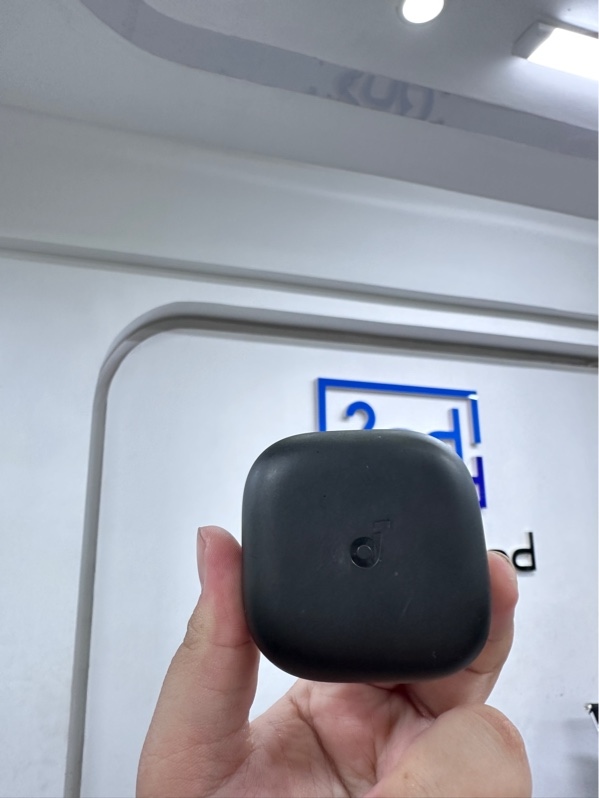 Tai nghe Anker Soundcore R60i NC - Màu đen - Ngoại hình 97% - Body
