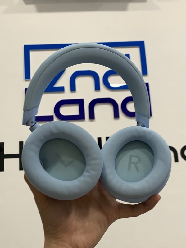 Tai nghe Anker soundcore space one - Màu xanh - Ngoại hình: 97% - Đệm tai ố nhẹ - Body