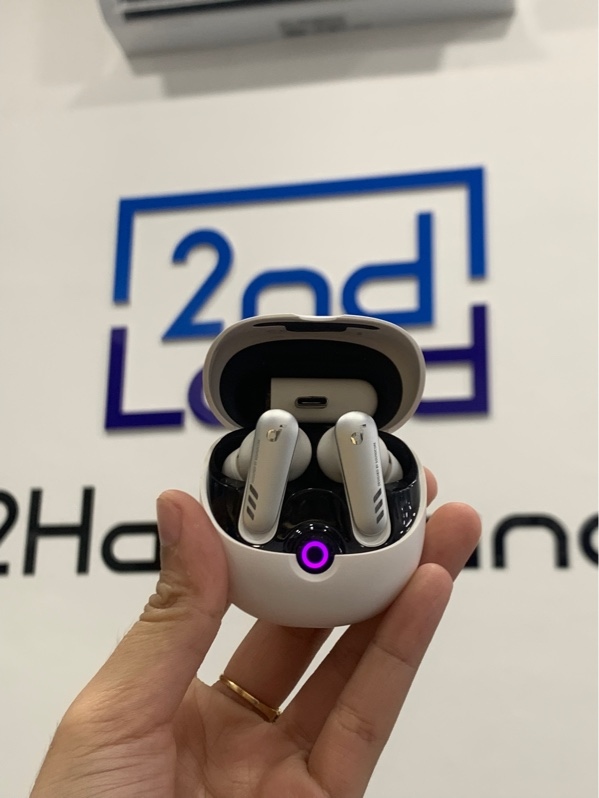 Tai nghe Anker soundcore vr p10 - Màu trắng - Ngoại hình: 97% - Box