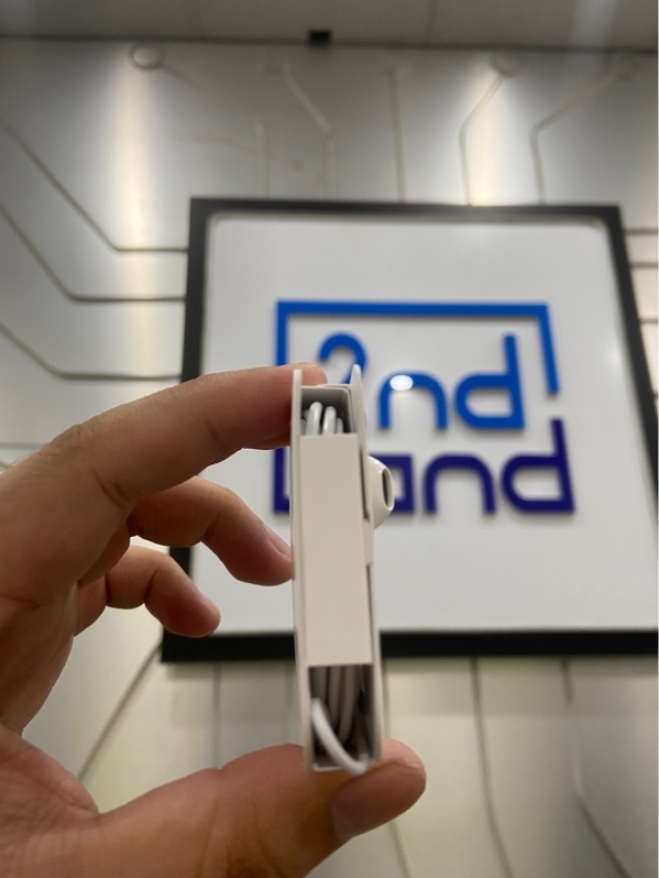 Tai nghe Apple EarPods Lightning - Màu trắng - Ngoại hình: 98% - Body