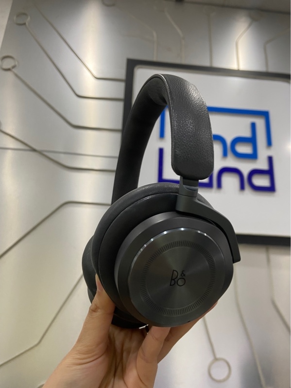 Tai nghe B&O BeoPlay HX - Màu đen - Ngoại hình: 97% - 2 đệm tai ố nhẹ - Kèm túi đựng