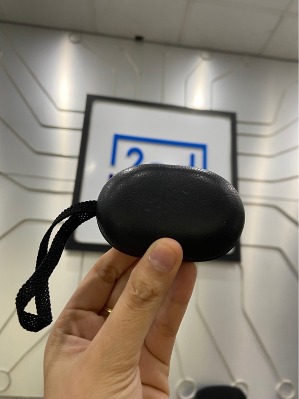Tai nghe Bang & Olufsen Beoplay E8 Gen 1 - Màu đen - Ngoại hình: 97% - Xước hộp, cũ - Body