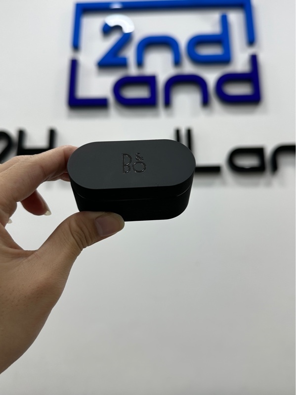 Tai nghe Bang & Olufsen Beoplay E8 Sport - Màu đen - Ngoại hình 99% - Fullbox