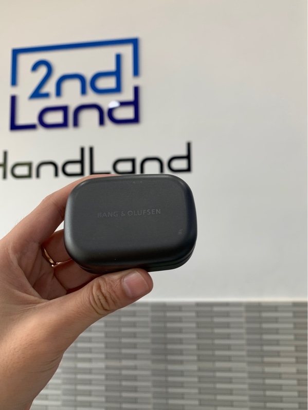 Tai Nghe Bang & Olufsen Beoplay EX - Màu đen - Ngoại hình: 98% - Pin tai phải yếu ( thời lượng 2 tiếng 1 bên tai ) - Fullbox