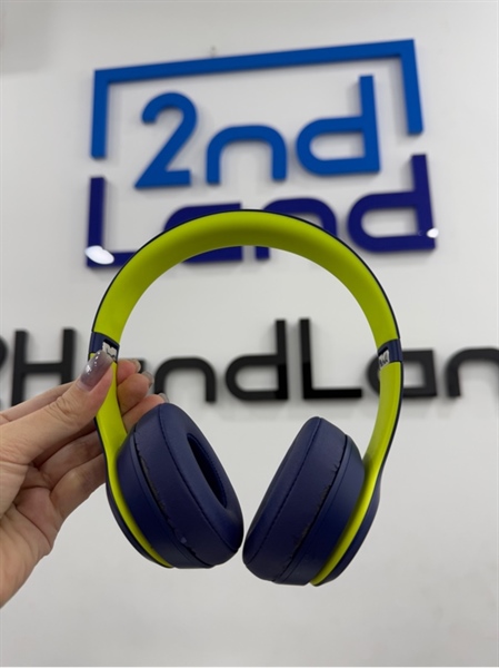 Tai nghe Beats Solo 3 Wireless - Màu xanh tím - Ngoại hình 97% - Đệm tai 2 bên tróc - FullBox 2