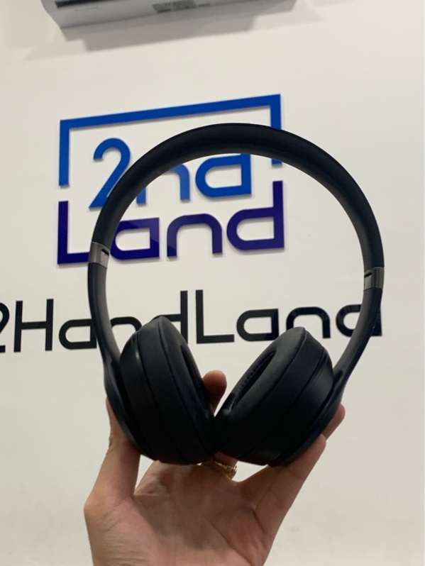 Tai nghe Beats Solo 4 - Màu đen - Ngoại hình: 98% - Kèm túi