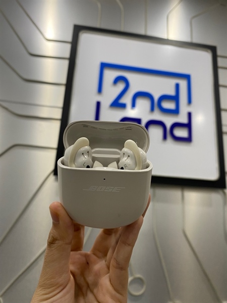 Tai nghe Bluetooth Bose Quiet Comfort Earbuds - Màu kem - Ngoại hình: 97% - Không lên nguồn - Body 1