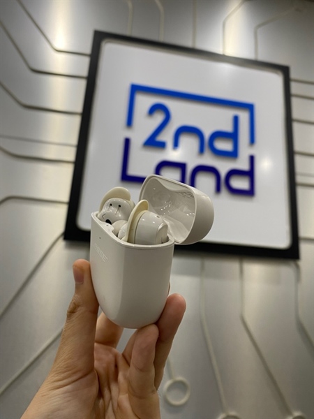 Tai nghe Bluetooth Bose Quiet Comfort Earbuds - Màu kem - Ngoại hình: 97% - Không lên nguồn - Body 2