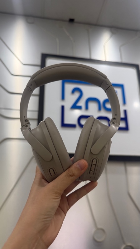 Tai nghe Bose QC Headphones - Màu nâu nhạt - Ngoại hình: 98% - Kèm túi , sạc , dây 3.5mm