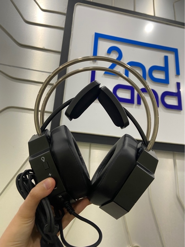 Tai nghe chơi game ONIKUMA X20 RGB - 1 mode kết nối dây - Màu đen - Ngoại hình: 98% - Kèm túi chống sốc