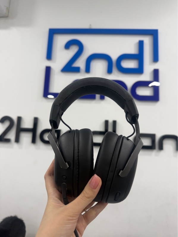 Tai nghe chụp HyperX Cloud III - Màu đen - Ngoại hình 96% - Đã thay đệm tai , da đệm đầu tróc full , tai nghe trầy , tróc sơn , mic ố - Kèm đầu chuyển