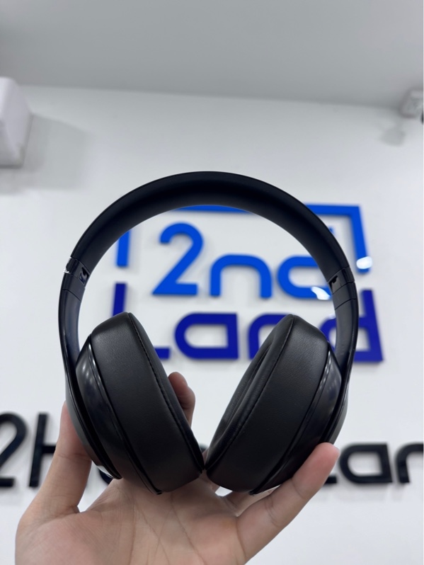 Tai nghe chụp tai Beats Studio 3 - Màu đen - Ngoại hình 97% - Trầy xước, lỗi xuyên âm, chống ồn yếu - Body