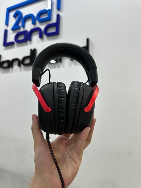 Tai nghe Chụp Tai Gaming HP HyperX Cloud III - Màu đen - Ngoại hình 98% - Kèm box + Dây kết nối + Micro + Cục chuyển type c to usb