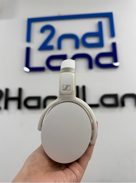 Tai nghe chụp tai Sennheiser HD450BT - Màu trắng - Ngoại hình 98% - Ố vàng nhẹ - Body 1
