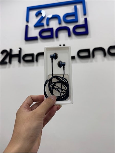 Tai nghe có dây Baseus Encok H19 - Màu đen - Ngoại hình 97% - Mất lưới trong tai phải - Box