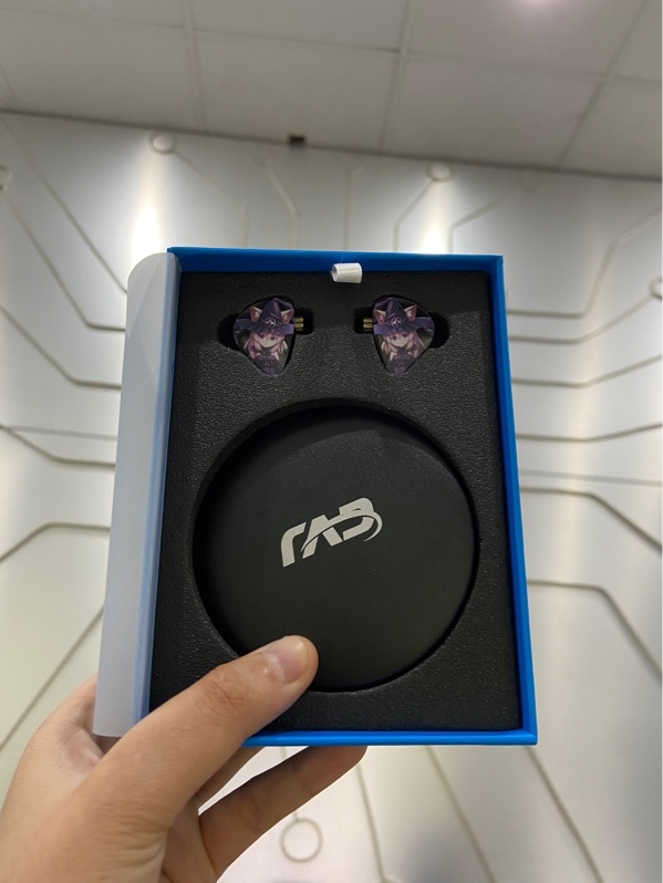 Tai Nghe Có Dây CVJ Night Elf - 1 Mode Dây - Driver Dynamic - Màu đen - Ngoại hình: 98% - Kèm Box