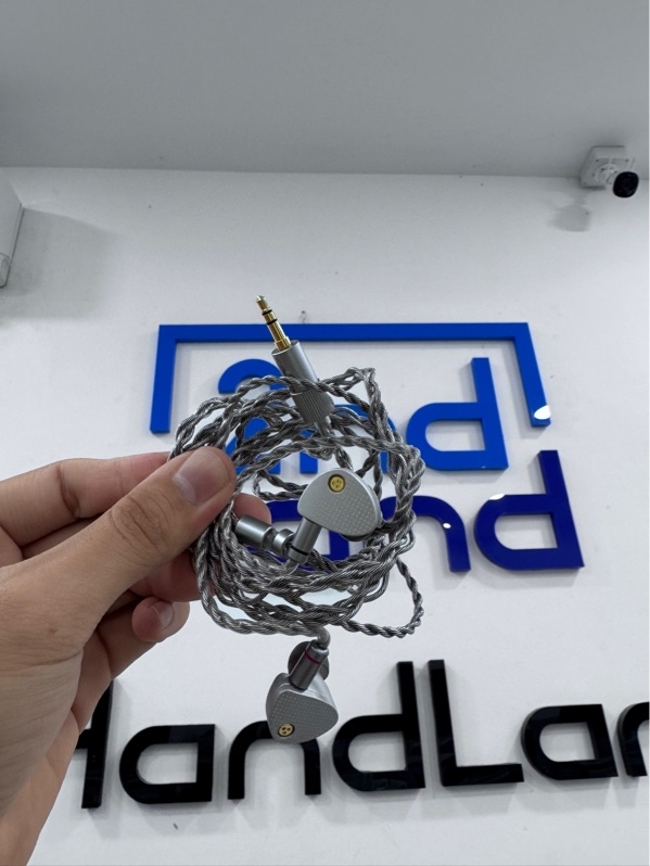 Tai nghe dây 3.5mm Moondrop Aria 2 - Màu bạc - Ngoại hình 97% - Body