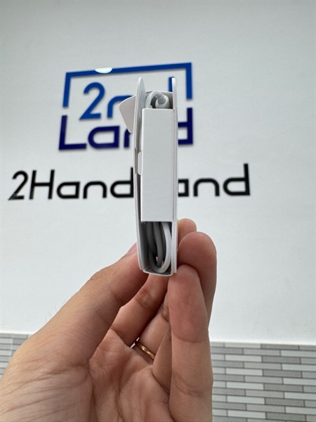 Tai nghe dây Apple Lightning