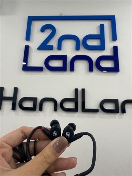 Tai nghe dây Sennheiser IE 100pro - Màu đen - Ngoại hình 98% - Body