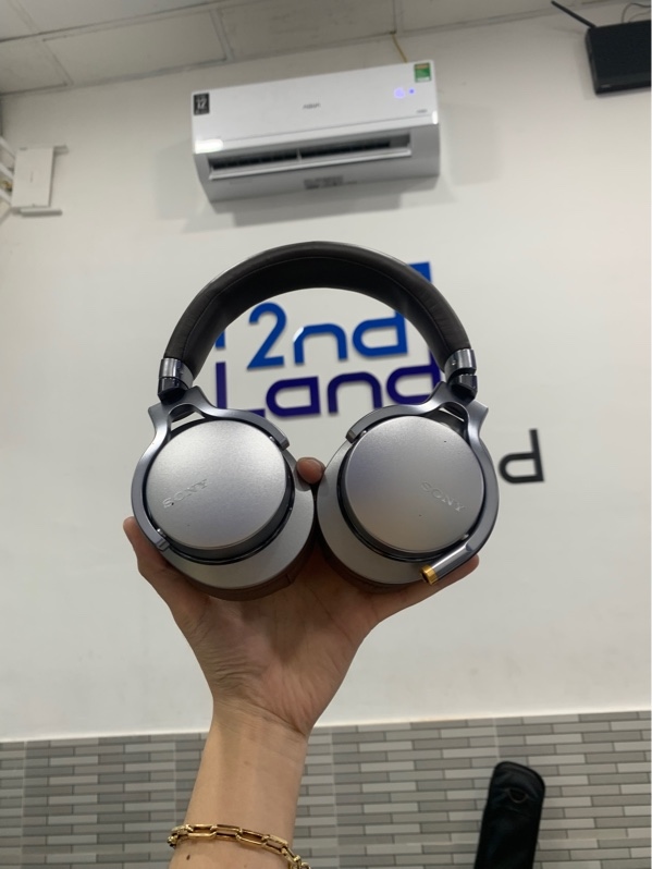 Tai nghe dây Sony MDR-1A - Màu xám - Ngoại hình: 98% - Fullbox