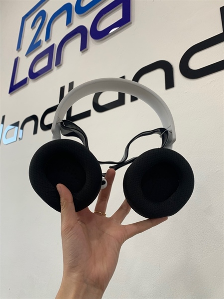 Tai nghe dây SteelSeries Arctis 3 - Màu trắng - Ngoại hình: 97% - Ố vàng, dãn đệm đầu - Body 2