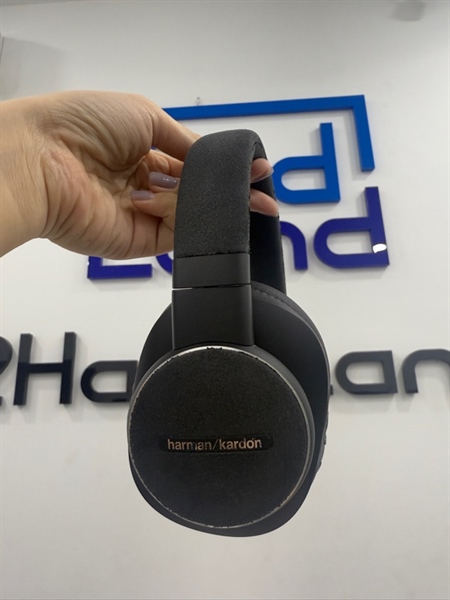 Tai nghe Harman Kardon Fly ANC - Màu đen - Ngoại hình 97% - Tróc da đầu và ngoài tai , đệm tai thay mới - Box 2