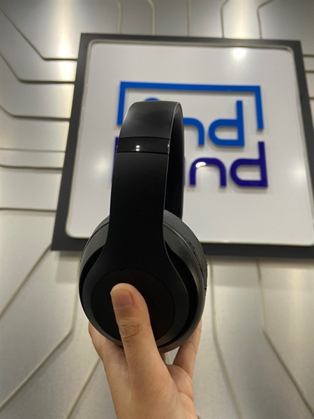 Tai nghe Headphone Beats Studio 3 - Màu đen - Ngoại hình: 97.5% - Kèm túi đựng 2