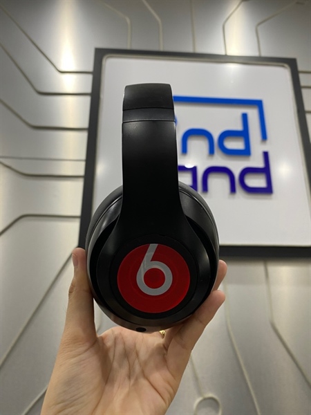 Tai nghe Headphone Beats Studio Pro - Màu đen - Ngoại hình: 98% - đệm tai thay - Kèm túi + hộp đựng 2