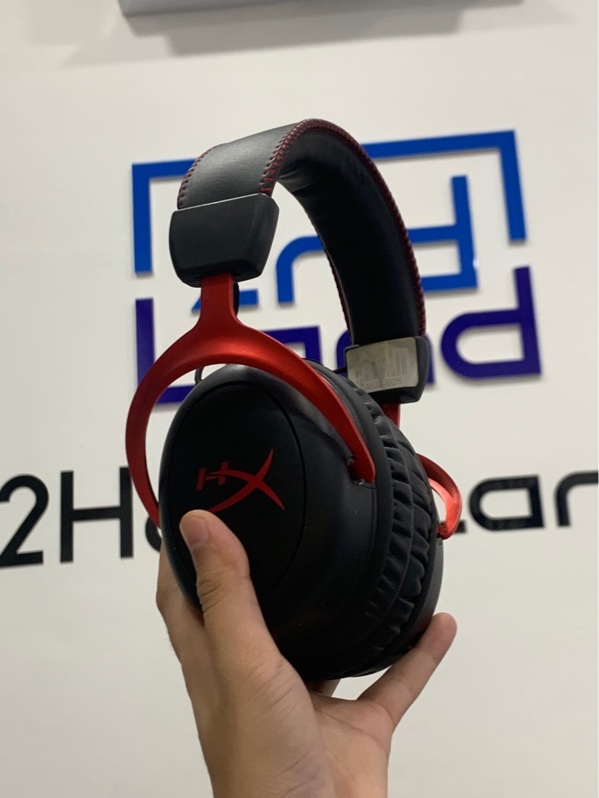 Tai nghe HyperX cloud 2 - Màu đen - Ngoại hình: 98% - Kèm receiver + dây sạc