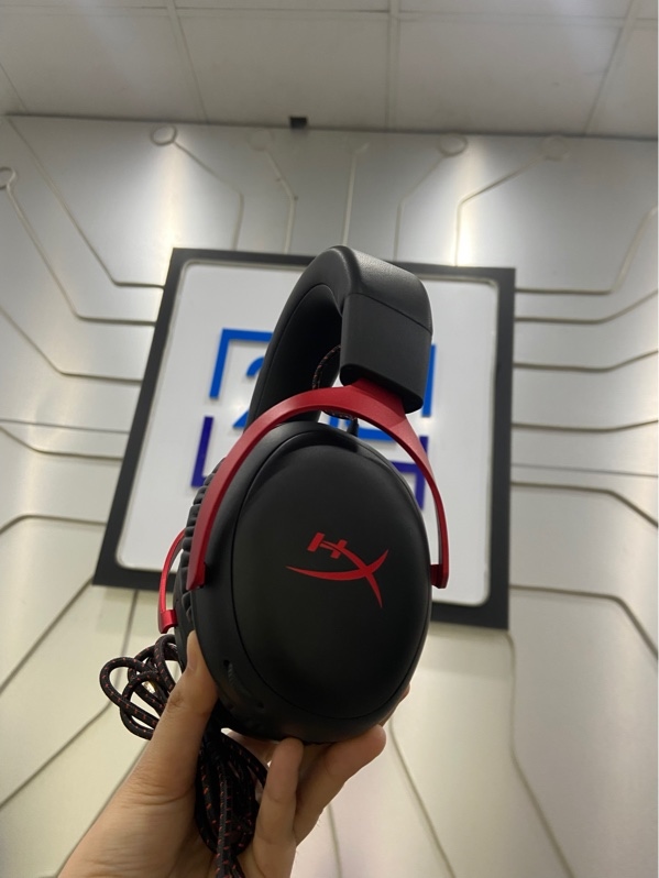 Tai nghe HyperX Cloud III - Màu đen - Ngoại hình: 98% - FullBox