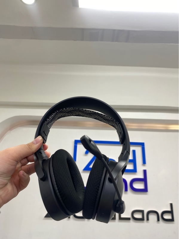 Tai nghe HyperX Cloud Jet - 2 mode 2.4 và bluetooth - Màu đen - Ngoại hình 98% - Kèm box, dây sạc, usb