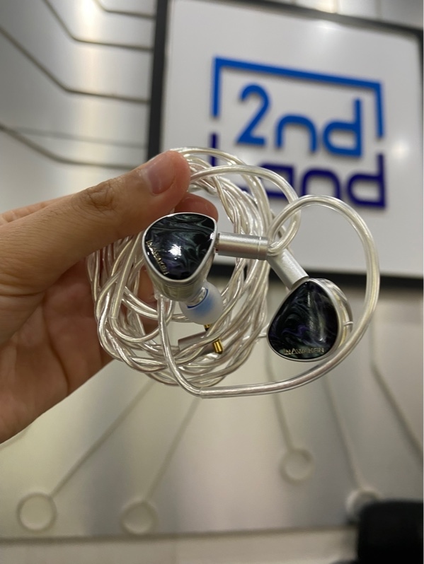 Tai nghe INAWAKEN DAWN Ms - Màu trắng - Ngoại hình: 98% - Kèm Box