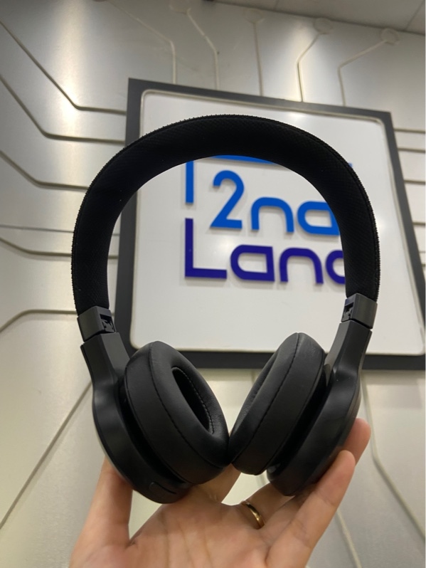 Tai nghe JBL Live 460NC - Màu đen - Ngoại hình: 97% - Trầy nhẹ, tróc đệm tai nhẹ - Body