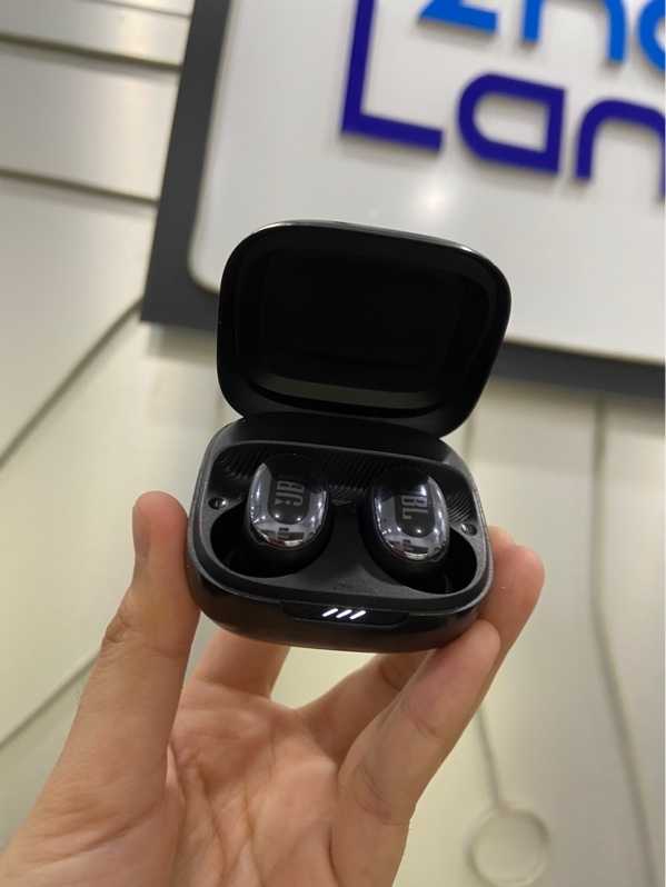 Tai nghe JBL Live Free 2 - Màu đen - Ngoại hình: 97% - Body