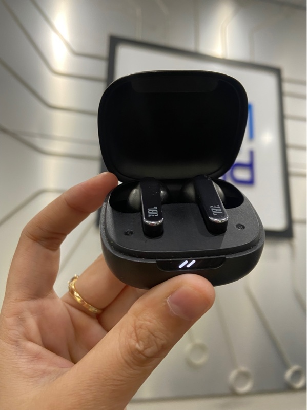 Tai Nghe JBL Live Pro 2 TWS - Màu xanh - Ngoại hình: 97% - Xước thân - Body