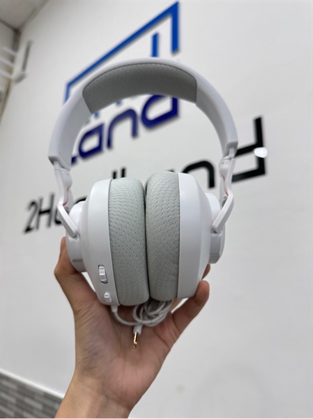 Tai nghe JBL Quantum 100 M2 - Màu trắng - Ngoại hình 98% - Body 1