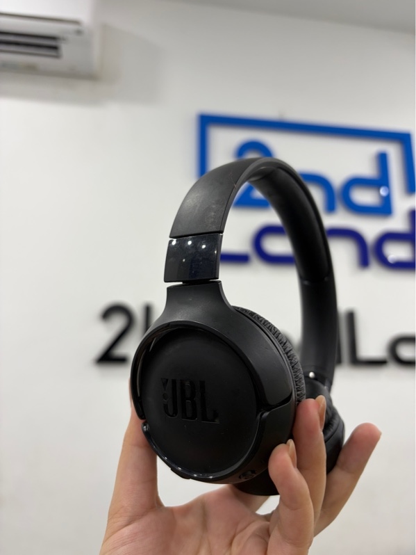 Tai nghe JBL Tune 520BT - Màu đen - Ngoại hình 97% - da bong nhẹ - body