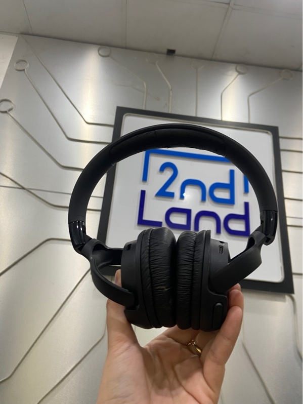Tai nghe JBL Tune 520BT - Màu đen - Ngoại hình: 97% - Nứt đệm đầu, rách đệm tai - Body